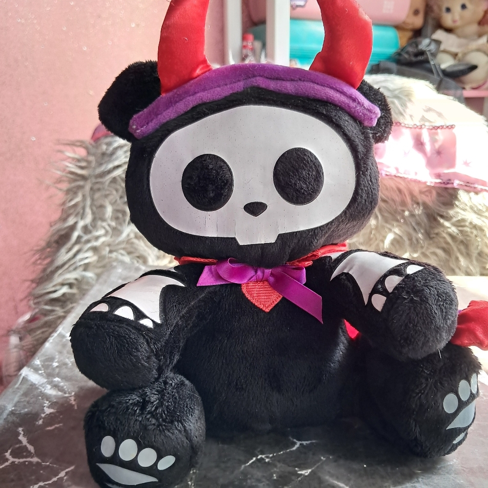 Lim Edition SKELANIMALS Devil Bear Plush! Rare! Collectors Piece Y2k History